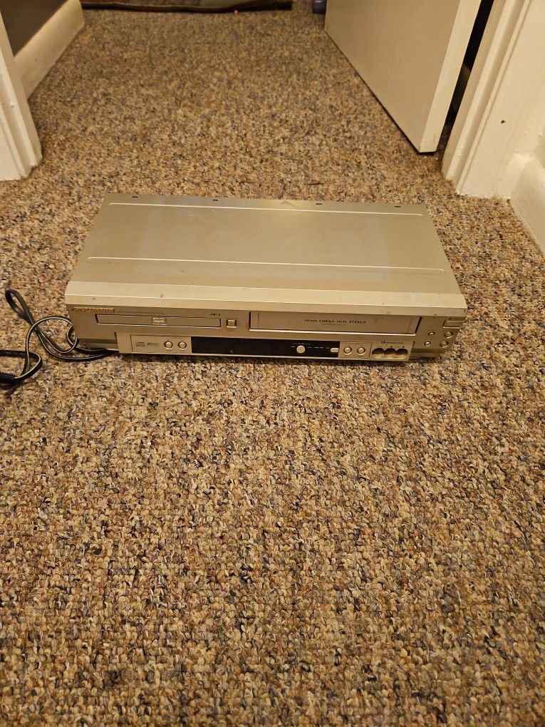 Vcr And DVD Player Sylvania