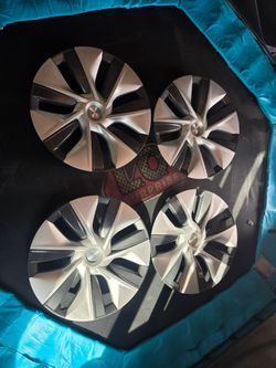 Tesla Model Y 19" Aero Wheel Covers GREAT SHAPE set of 4