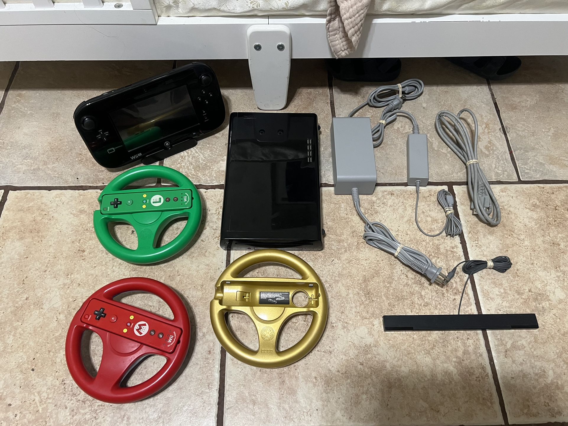 Wii U 32GB & Mario Kart Steering Wheel/Controllers 