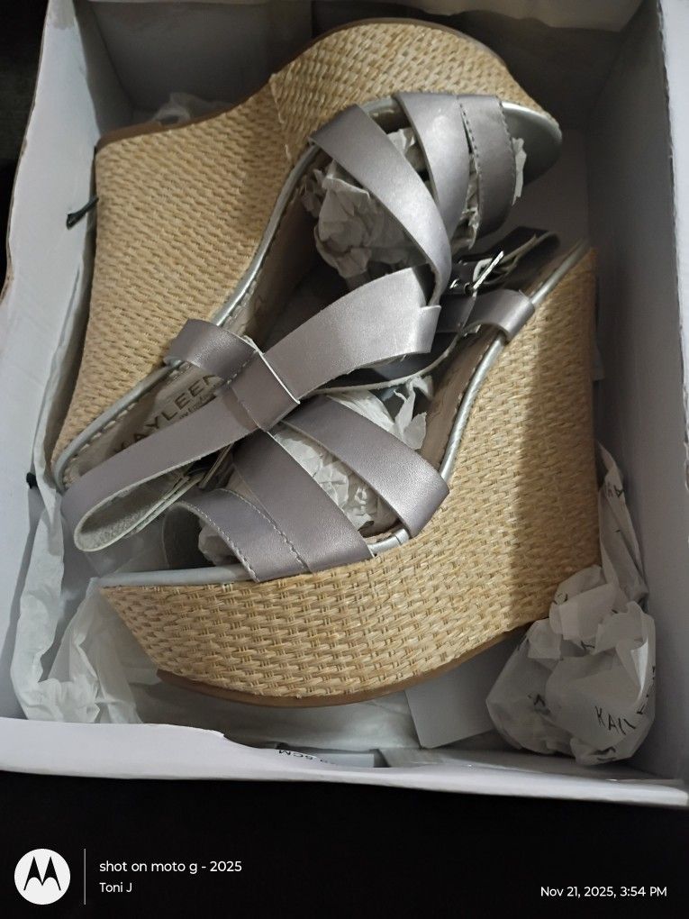 Grey Kayleen Wedges Size 9