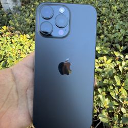 iPhone 16 Pro Max Unlocked