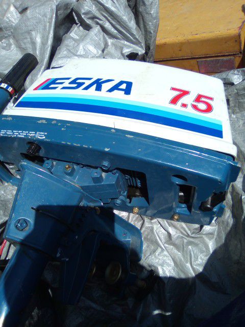 7.5 Eska Outboard Moter
