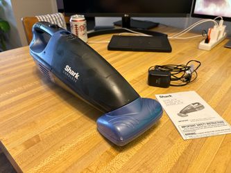 Shark Cordless Handheld Vacuum with Charger  SV75_N14