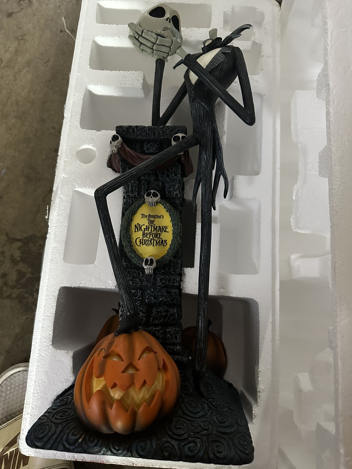 Disney Nightmare Before Christmas Jack Skellington Broken And Missing Finger Also Light Doesn’t Work Statue/ Big Fig 18