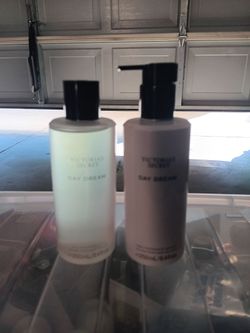 Victoria Secret bare