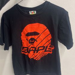 BAPE TEE SIZE MEDIUM 