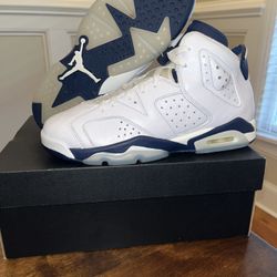 Kids sz 7 / Wmns sz 8.5 Air Jordan 6 “Midnight Navy”