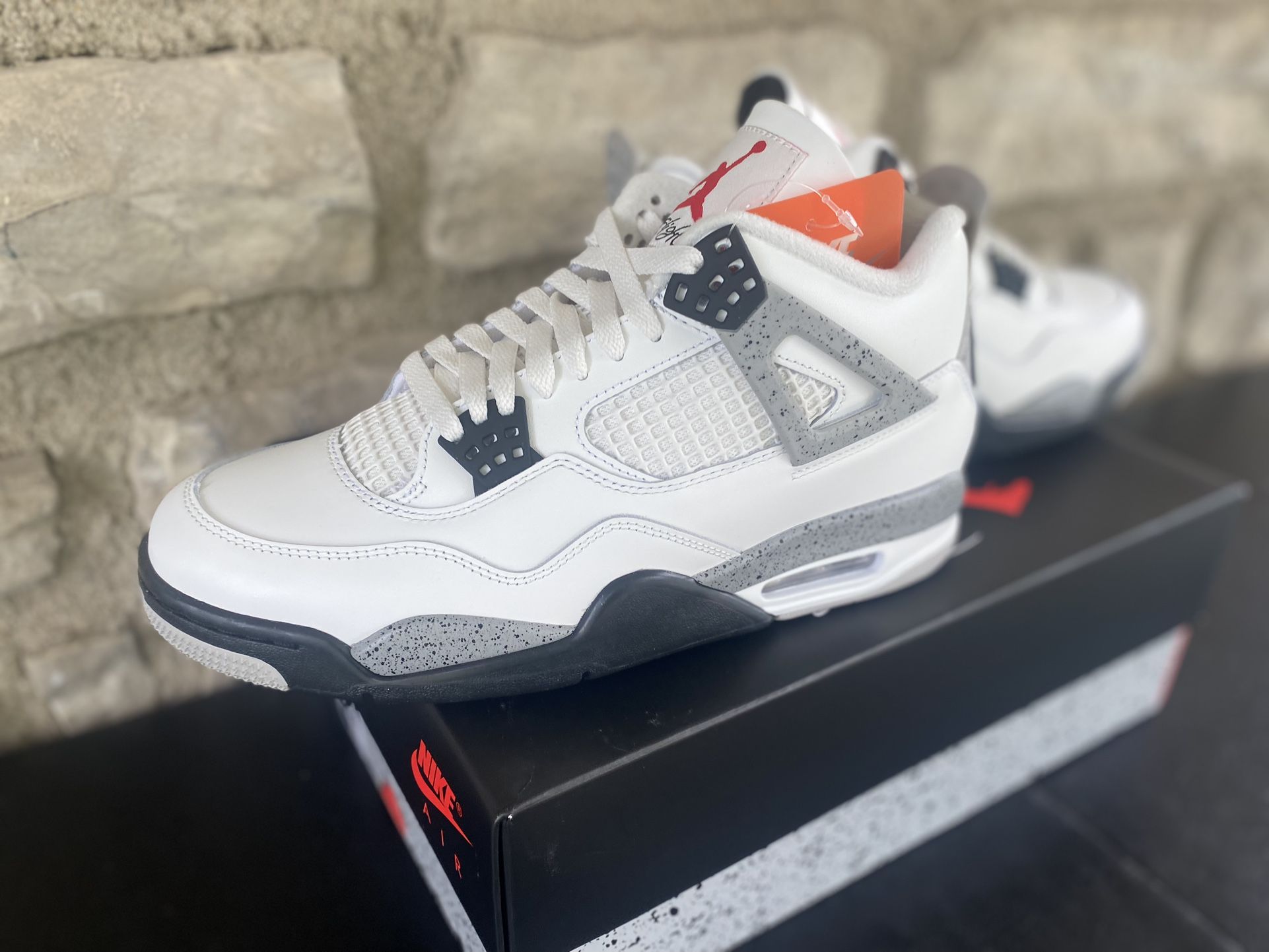 Air Jordan 4 White Cement ( pick up only ) size 10 Men’s $ 260