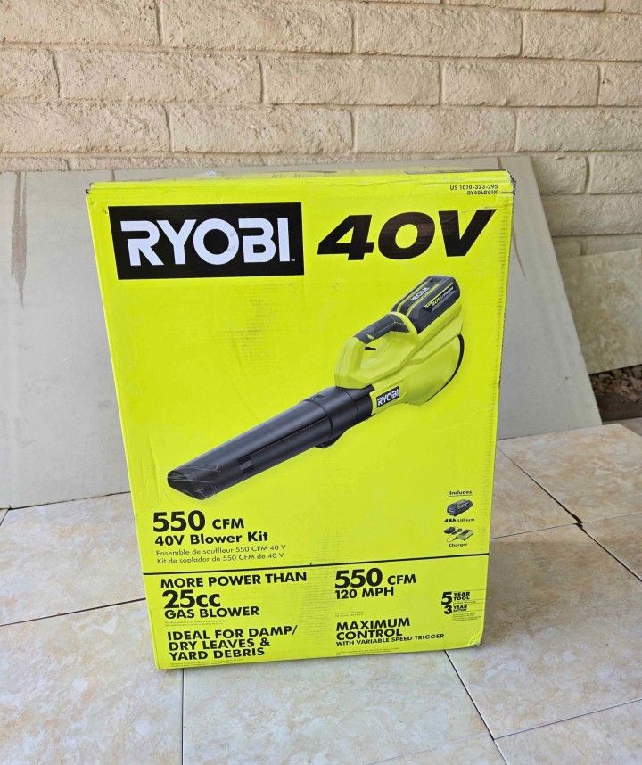 RYOBI 40V Leaf Blower Kit 550CFM