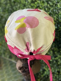 Minnie Mouse bow surgical cap