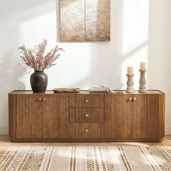 Skimra 84” oak media console