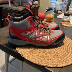 Merrell Men’s Waterproof Hiking Boots Size 13