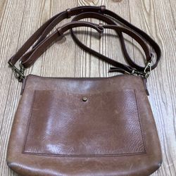 Madewell Brown Leather Crossbody Saddle Bag Adjustable Strap Distress VTG Style
