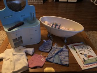 American Girl Vanity & Tub And More