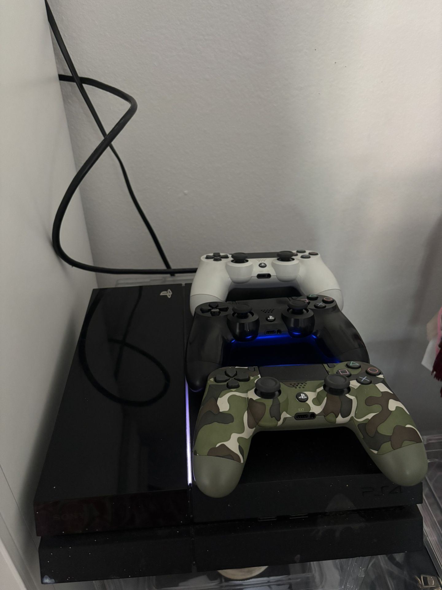 PS4 Console With Headset, Controllers & Games