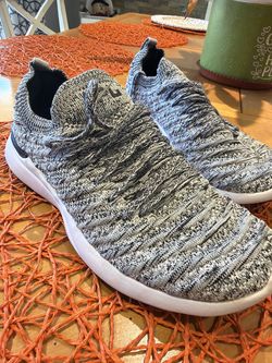 APL WOMENS TECHLoom WAVE Gray Size W9