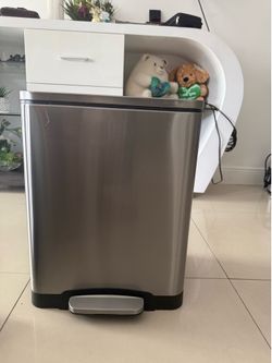 Stainless Steel Dual Compartment Step Trash Can