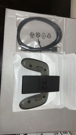 Nintendo switch 2 joy con  charging grip
