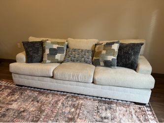 Couch / Sofa with Pillows