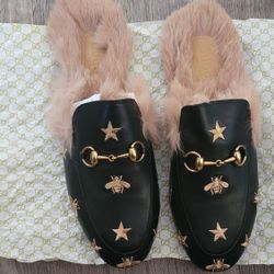 Gucci Sandals  Size 8 .11.5. 10 And 9 .12