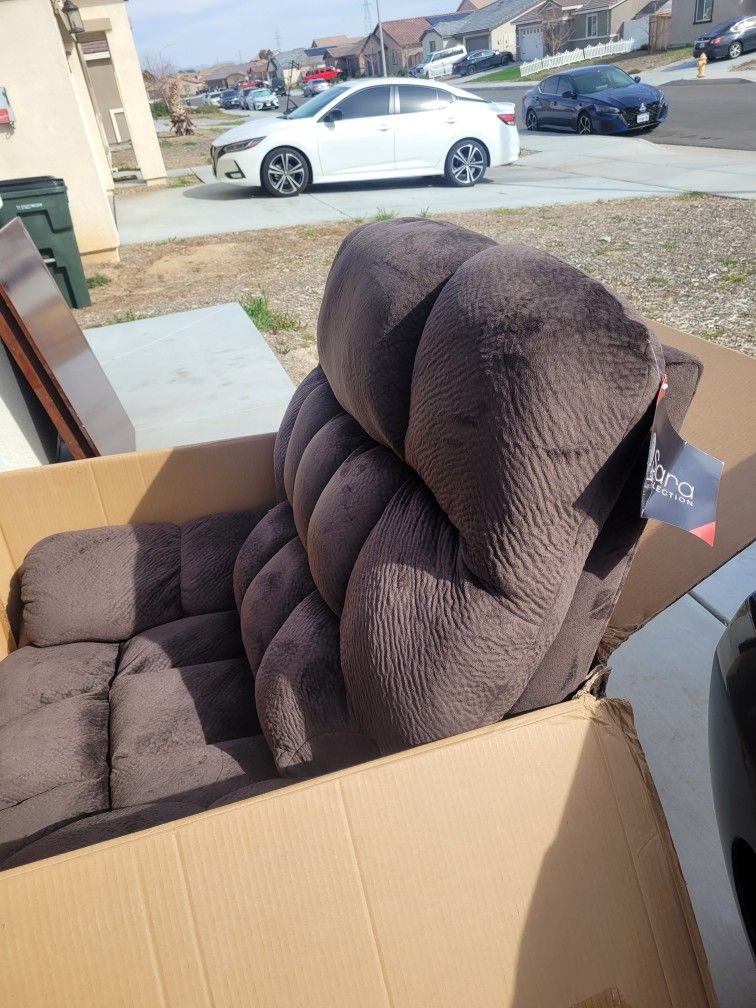 Brand New Recliner ( Still in the box)