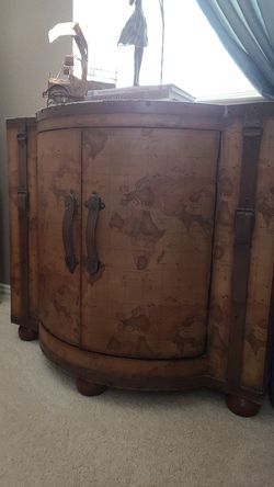 Nightstand/ bar/ sofa table/ ......