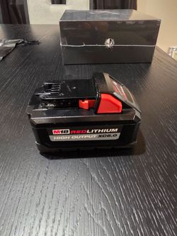 Milwaukee M18 REDLITHIUM High Output XC6.0 Battery – Excellent Condition