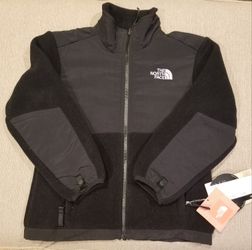 Brand New Girls Small Authentic North America Denali
