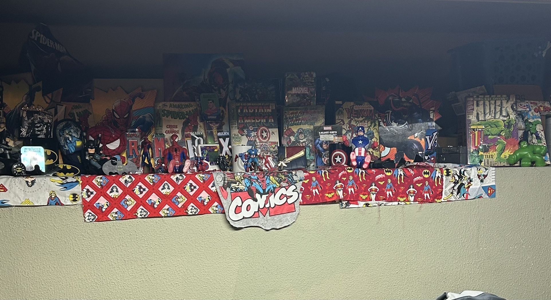 Marvel And Dc Collection Assorted Items