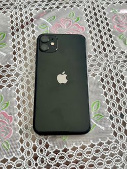 iPhone 11 64gb unlocked to any carrier or country