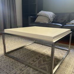 Mid century Modern Coffee table