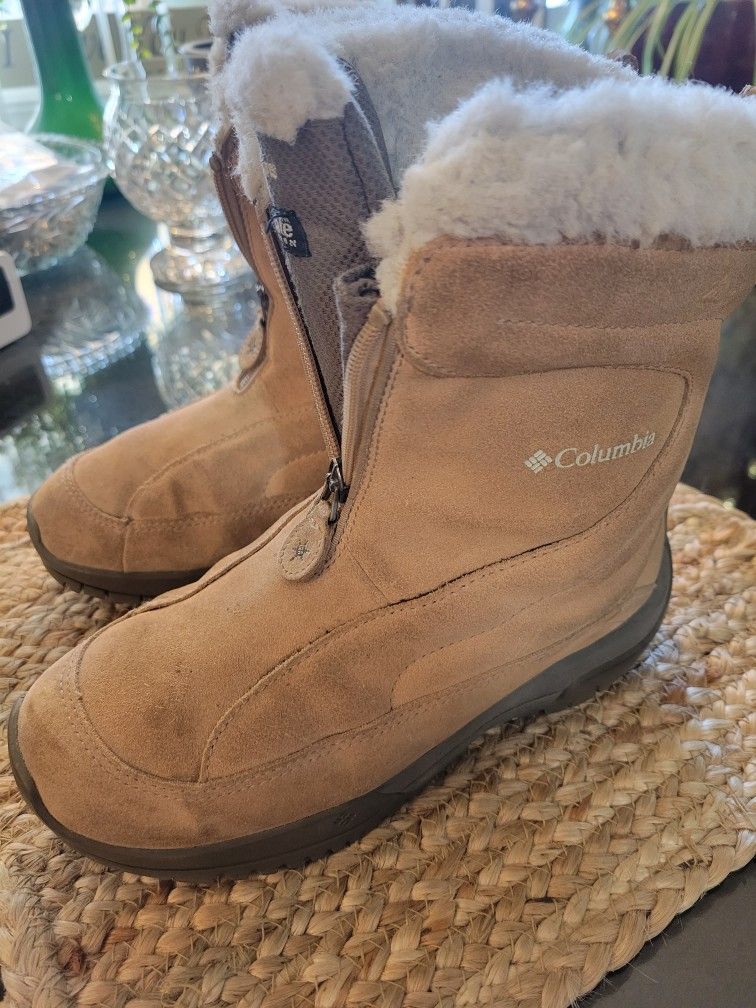 Woman's Leather Boots