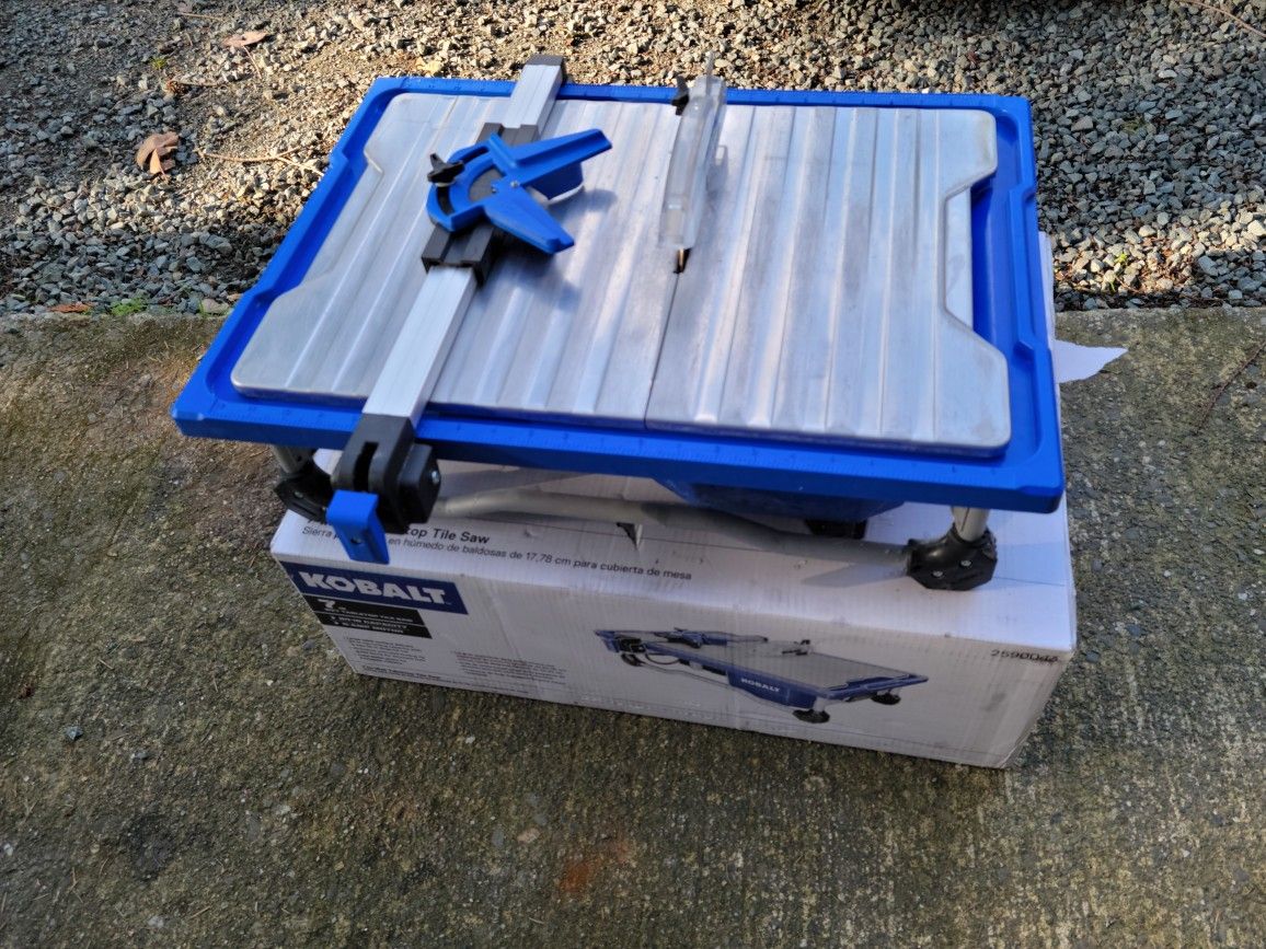 Kobalt Wet Tile Saw