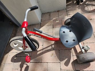 Tailspin Tricycle!!! $10
