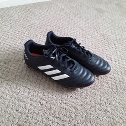 Selling Womens Adidas Copas Signed By Former NFL Player Dymonte Thomas 