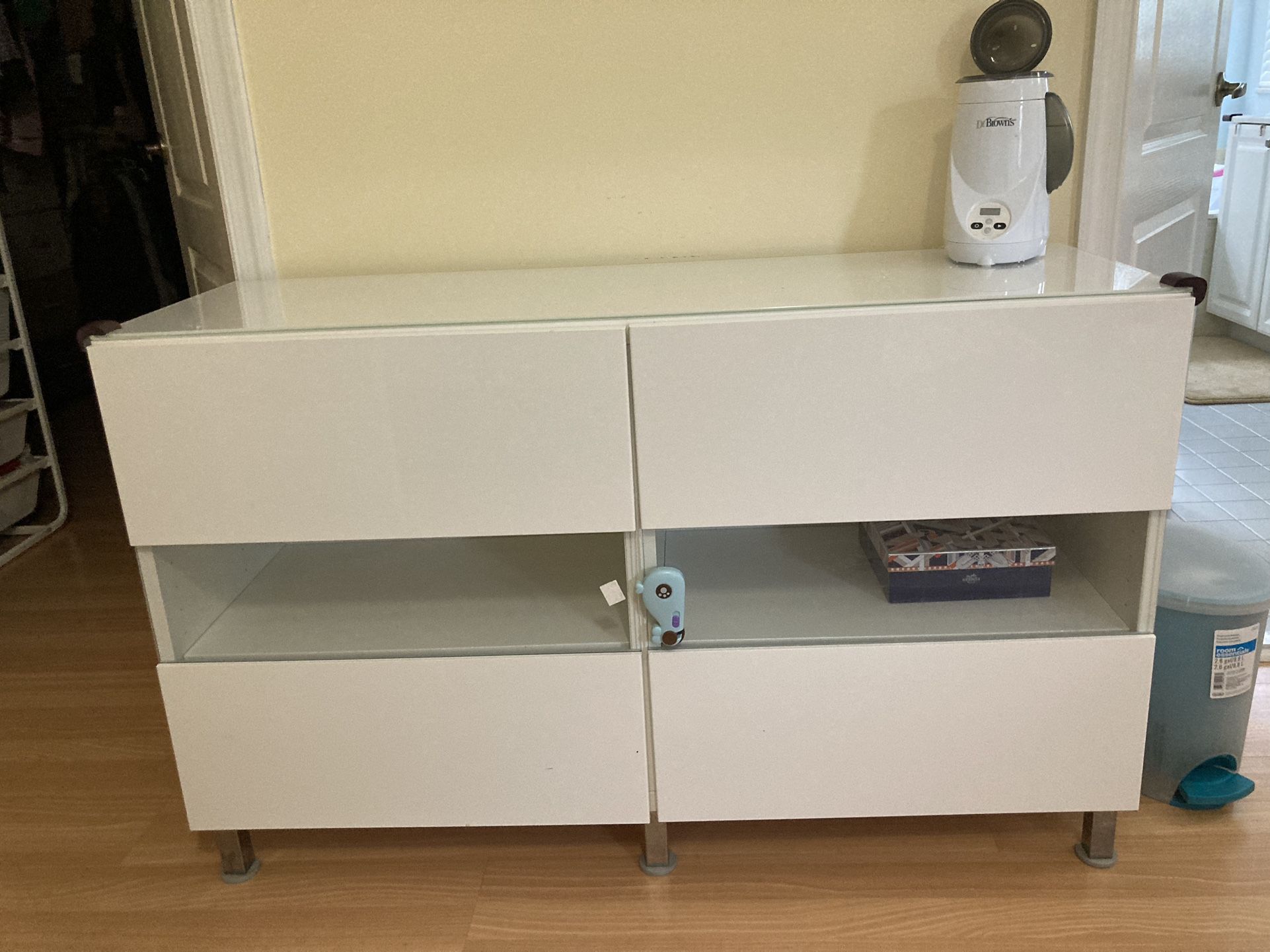 Ikea High Gloss TV Stand