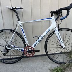 Fuji Altamira Carbon Road Bike XL 59cm! Very Nice!