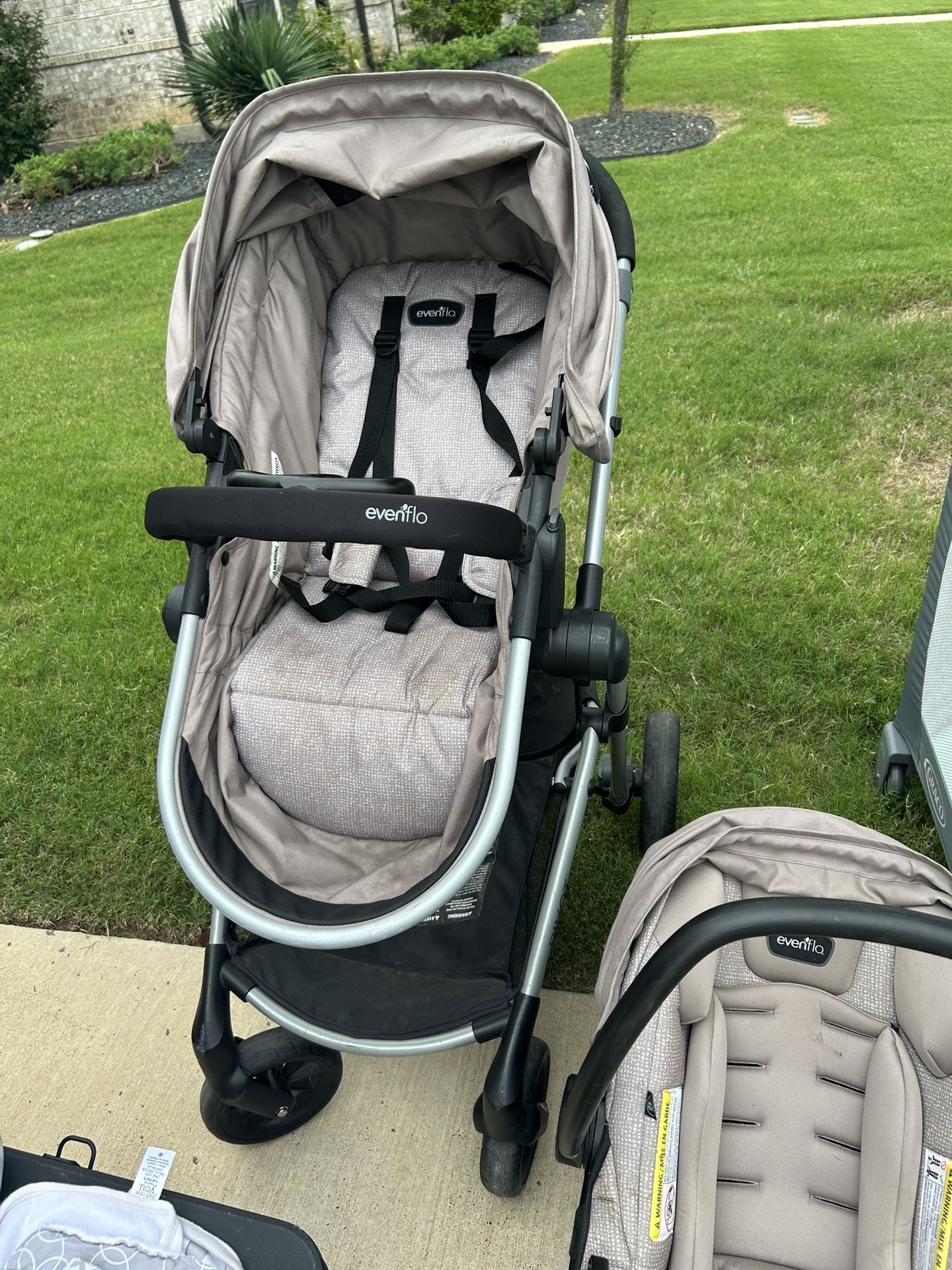 Car Seat/ Stroller Combo