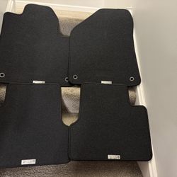 2014-2018 Jeep Cherokee OEM Carpet Floor 4 Mat Set 1UB86DX9AC KL Black 49212d