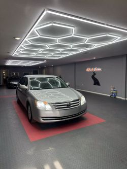 2005 TOYOTA AVALON XL 1-owner