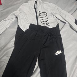 Nike Suit 