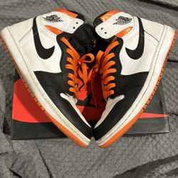 Jordan 1 Electric Orange Size 9