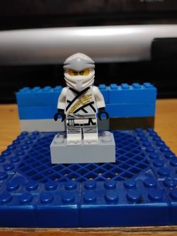 Lego zane minifig