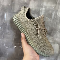 Yeezy hot sale moonrock used