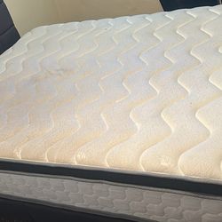 Queen mattress , barely used