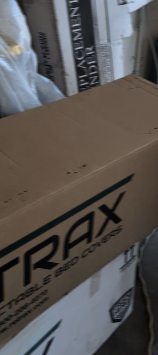 Retrax Covers
