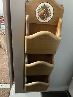 Vintage Goodwood Spice of life mail sorter, . Wall mount. 3 teir with key hanger at bottom