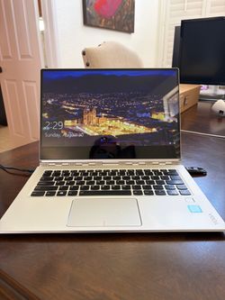 Lenovo Yoga 910 13.9” Touch i7 8GB 256GB SSD + NEW Spare Battery