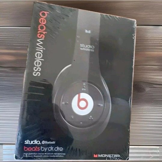Beats Studio Monster