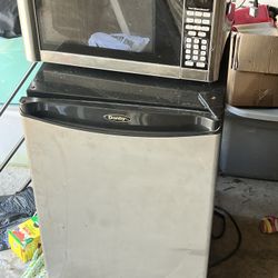 Mini Fridge And Microwave 